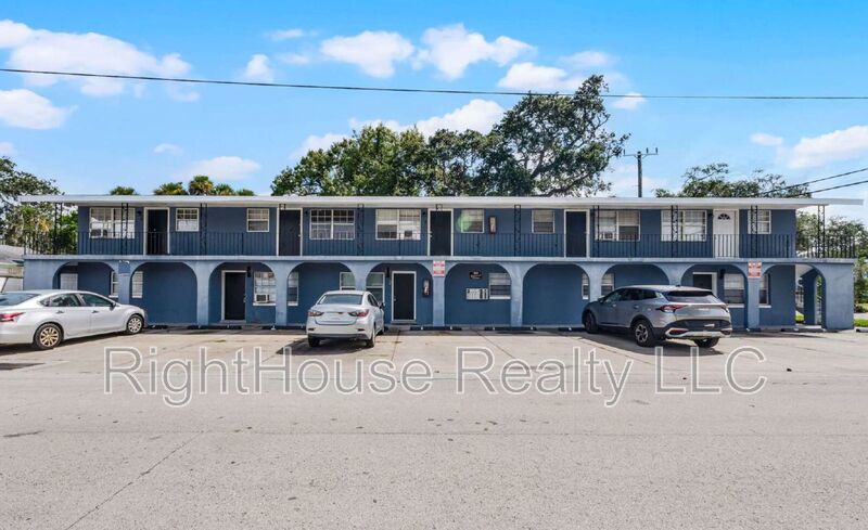Affordable and well-located 1BR/1BA unit in the heart of Daytona Beach! property image