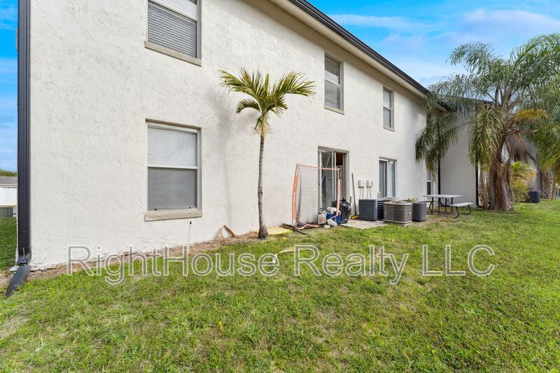 Beautiful 2-bedroom, 2-bath condo available for rent in the highly desirable Winter Park property image
