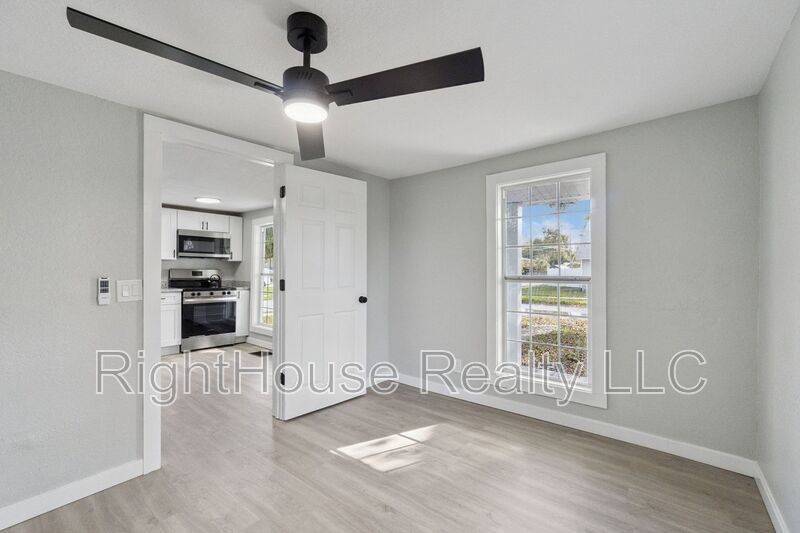 Welcome to your next home in the heart of St. Cloud property image