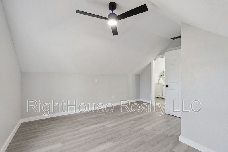 Welcome to your next home in the heart of St. Cloud property image