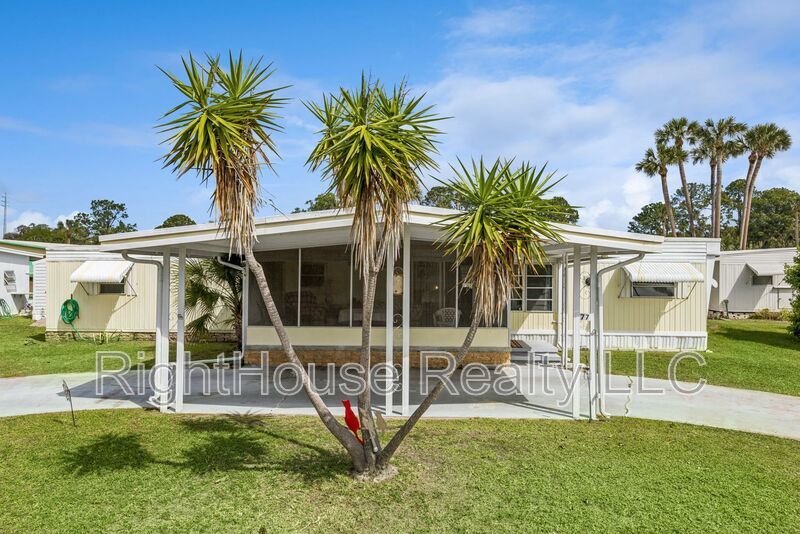 Welcome to relaxed Florida living property image