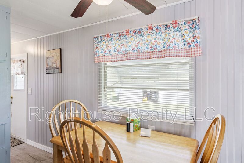 Welcome to relaxed Florida living property image