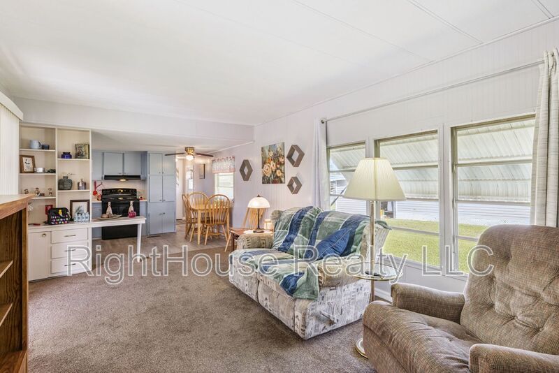 Welcome to relaxed Florida living property image