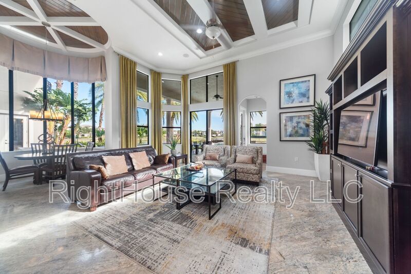 4326 Isabella Circle property image