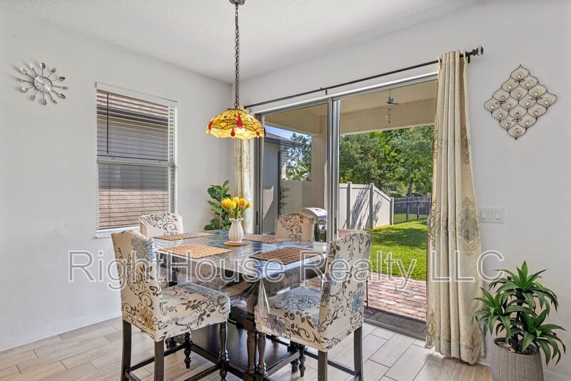 985 Fallcreek Point property image