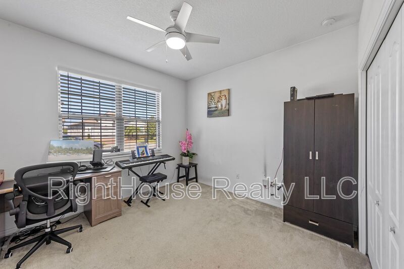 985 Fallcreek Point property image