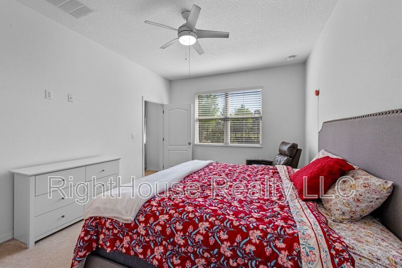 985 Fallcreek Point property image