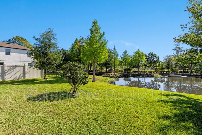 985 Fallcreek Point property image