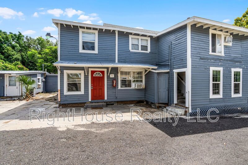 Classic 2 bedroom, 1 bathroom house apartment in Eustis. property image