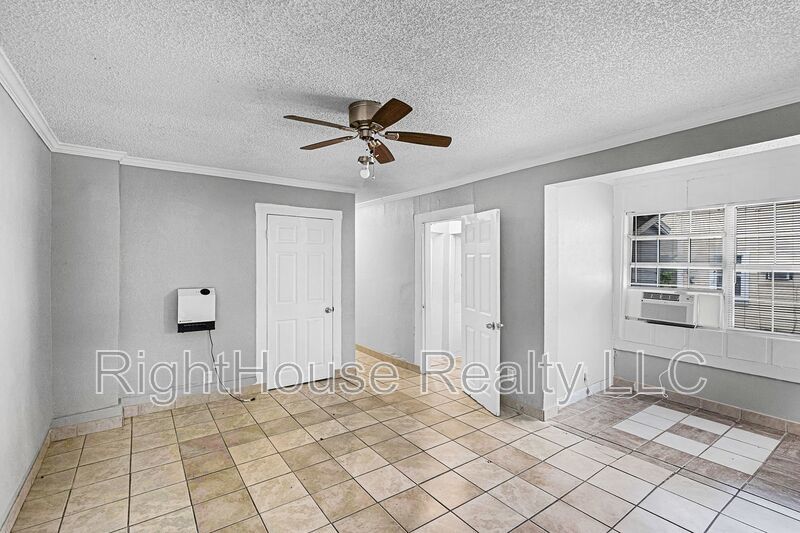Classic 2 bedroom, 1 bathroom house apartment in Eustis. property image
